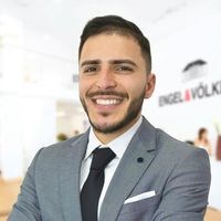 Sathya Montoya Realtor in Saint Cloud, FL