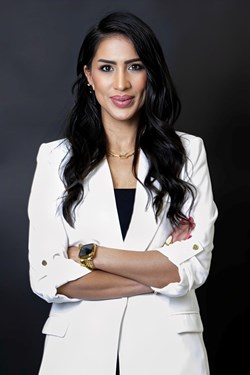 Ella Al Maliki Loan Officer