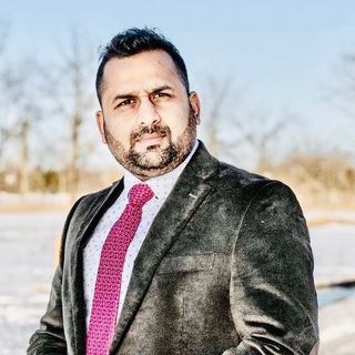 Manish Shah Realtor in Detroit, MI