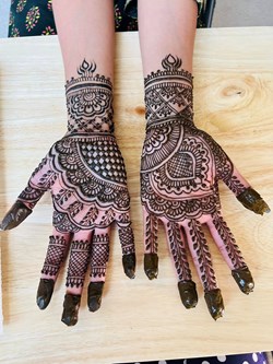 Henna By Varsha in Lorain, OH