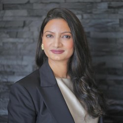 Palwinder Kaur Realtor in Lathrop, CA