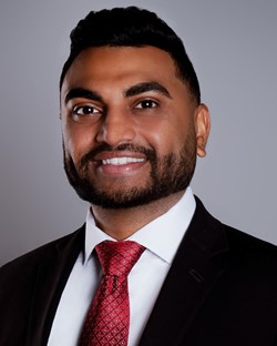 Divyesh Dabhi Loan Advisor