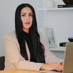 Sumita Dhillon Realtor in Toronto, ON