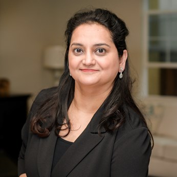 Aanchal Gulati Realtor in California City, CA