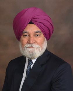Sukhvinder Waraich Realtor in Travis Afb, CA