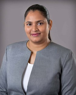 Sharon Grewal Realtor in Greenwood, IN