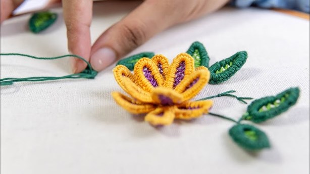 Neelus Art And Crafts