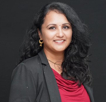 profile image for Shiri Andra Realtor