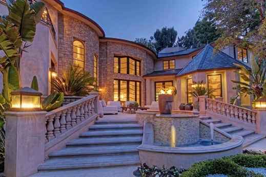 Navneet Kaur Real Estate
