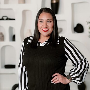 Vidaly Govea Realtor in Houston, TX