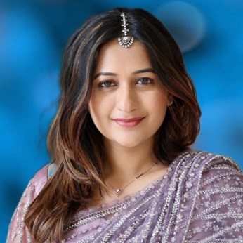 Makeover With Priyamalger in Java, VA