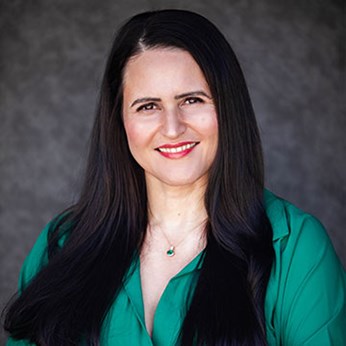 Vanessa Agrawal Realtor in Grants Pass, OR