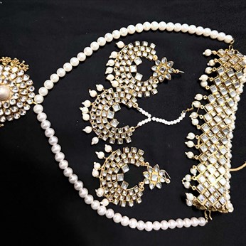 Sparkle Aura Fashion Jewelry in Nashville, TN