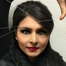 Threading Queen