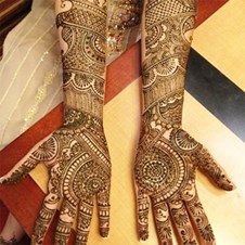 Madhu Bala Manoj Henna Design Services