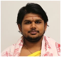 Sundeep Kumar Purandare Hindu Priest