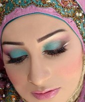 Amazing Eyebrow Threading