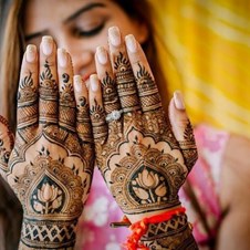 Rashmi Heena's Mehndi Art