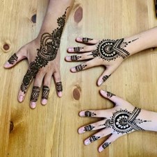 Madhavi Henna Artist