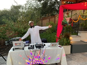 Suhane Pal Music
