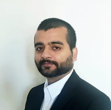 Pravin Giri Loan Officer