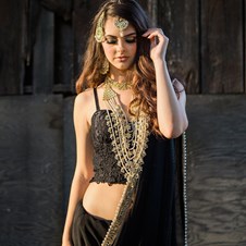 Henna Moods Makeup And Hair