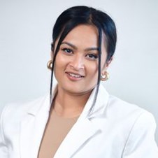 Riddhi Patel Realtor