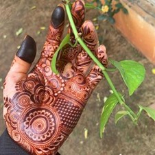 Henna By Safina Riaz
