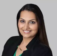 Sarah Daya Financial Advisor