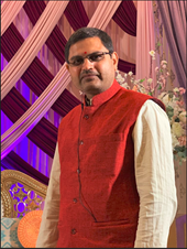 Priest Viral Bhatt