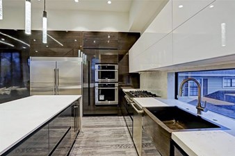 Aparna Bhatnagar | Realtor ®