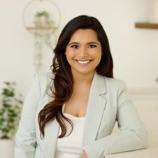 Mahek Virani Realtor