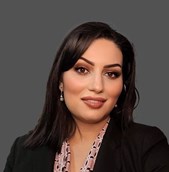 Sarah Daraei Loan Originator