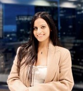 Aarchi Doshi Financial Advisor
