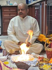 Pandit Poornendra Shukla