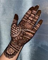 Henna By Dia