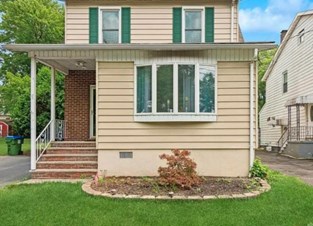 Savita Parulekar Realtor