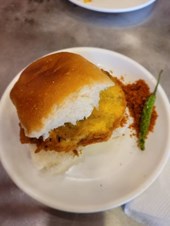 Jay Bhavani Vadapav