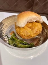 Jay Bhavani Vadapav