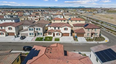 Arfa Zia Realtor