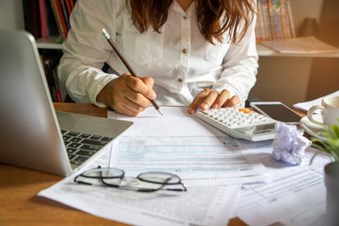 Seema Gupta Financial Advisor