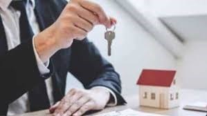 India Mitchell Loan Advisor