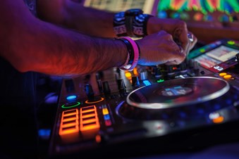 DJ Bollywood Remix With Speakers Renting & Digital
