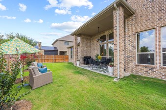 Vandana Tangri Realtor Fathom Realty