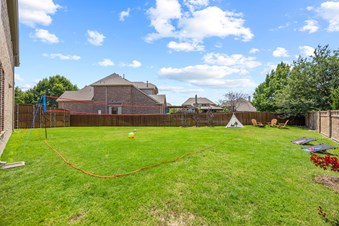 Vandana Tangri Realtor Fathom Realty