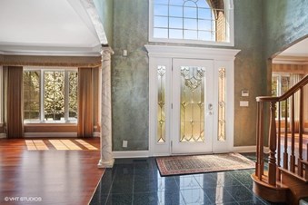 200 Lori Court, Medinah, IL 60157, USA Single Family Homes for sale in Medinah,IL