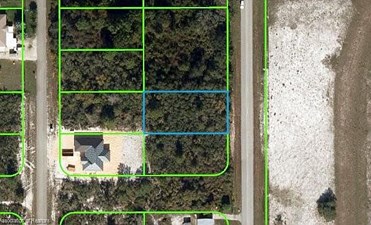 102 Highlands Lake Dr, Lake Placid, FL 33852