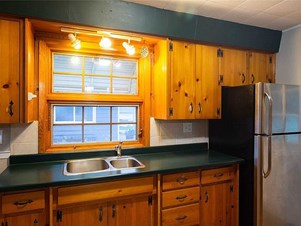 6413 Barker St, Niagara Falls, ON L2G 1Y6, Canada Single Family Homes for sale in Niagara Falls,ON