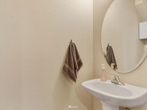 1136 North 91st Street Unit B, Seattle, WA 98103