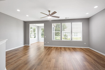3364 Comstock Ct, Mundelein, IL 60060, USA Single Family Homes for sale in Mundelein,IL